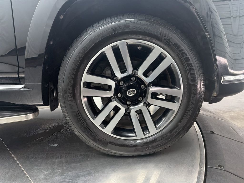 Used 2018 Toyota 4Runner Limited image 9