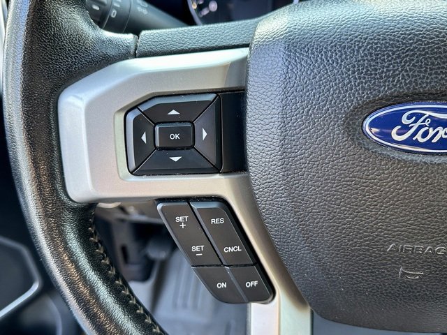 Used 2017 Ford F350 Lariat image 34
