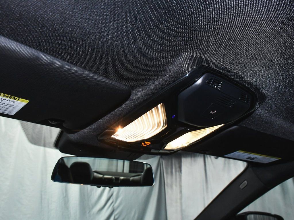 Used 2023 BMW M4 xDrive Competition image 48