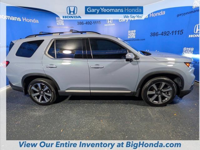 Used 2024 Honda Pilot Touring image 8