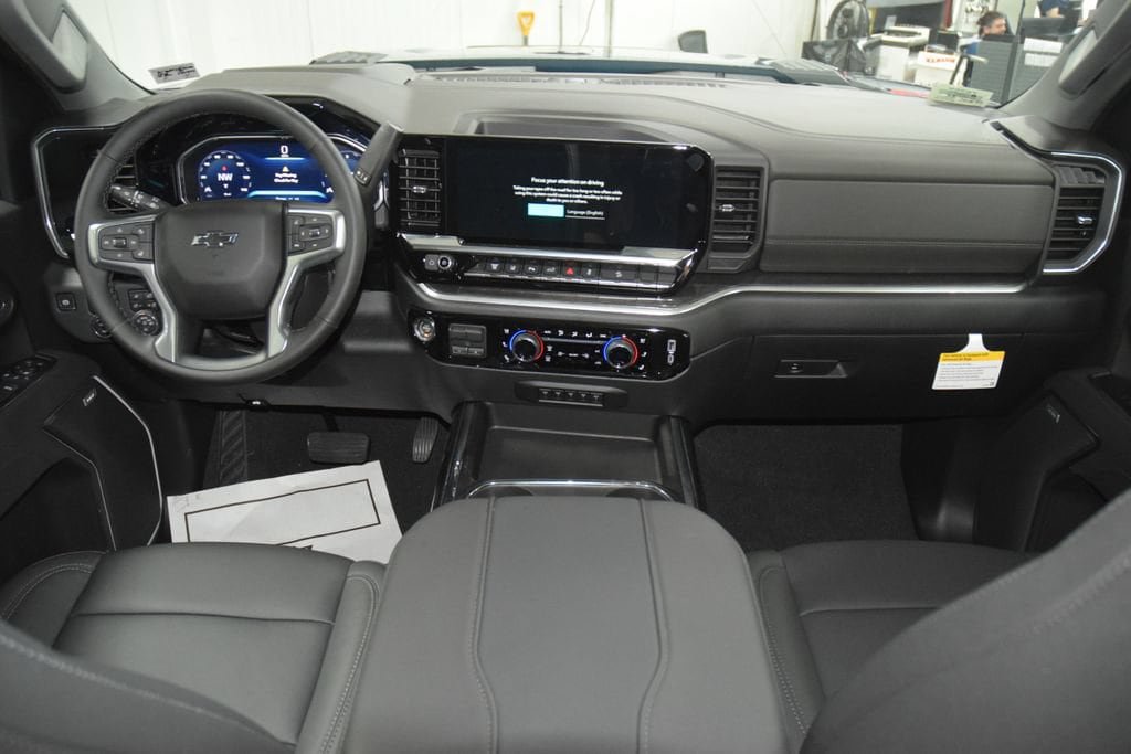 New 2026 Chevrolet Silverado 2500 LTZ w/ LTZ Plus Package AWD/4WD image 36
