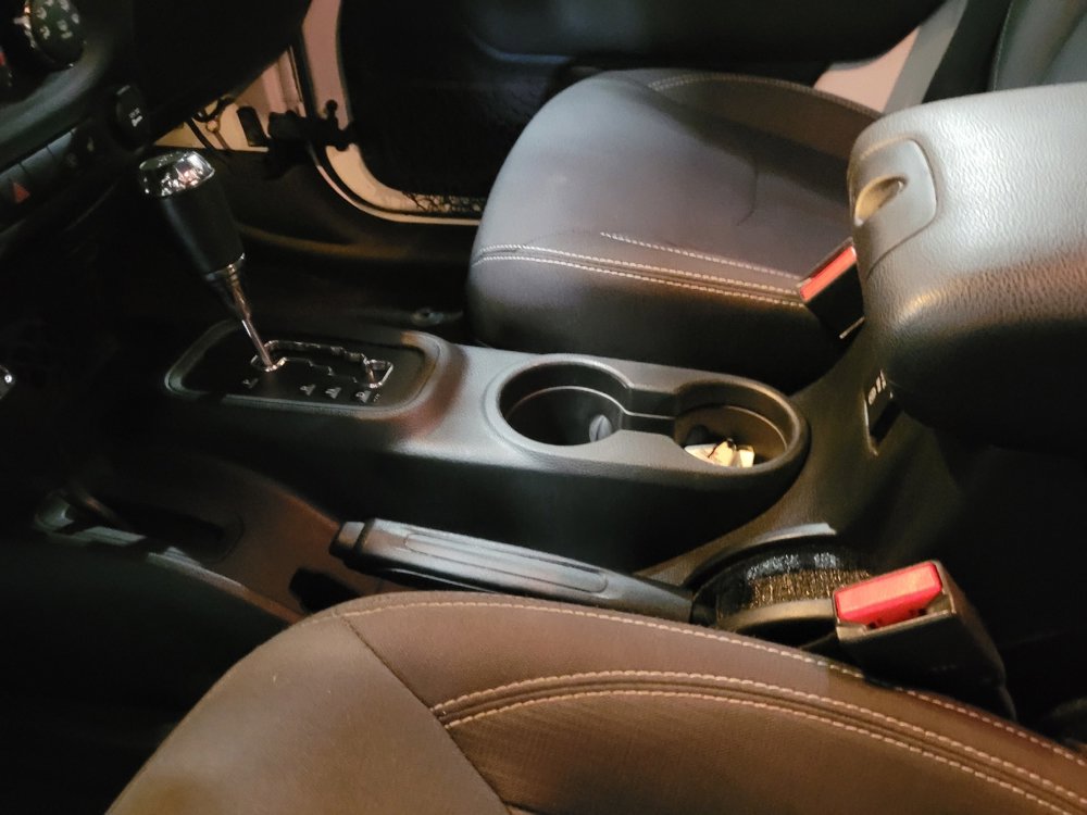 Used 2017 Jeep Wrangler Unlimited Sahara image 26