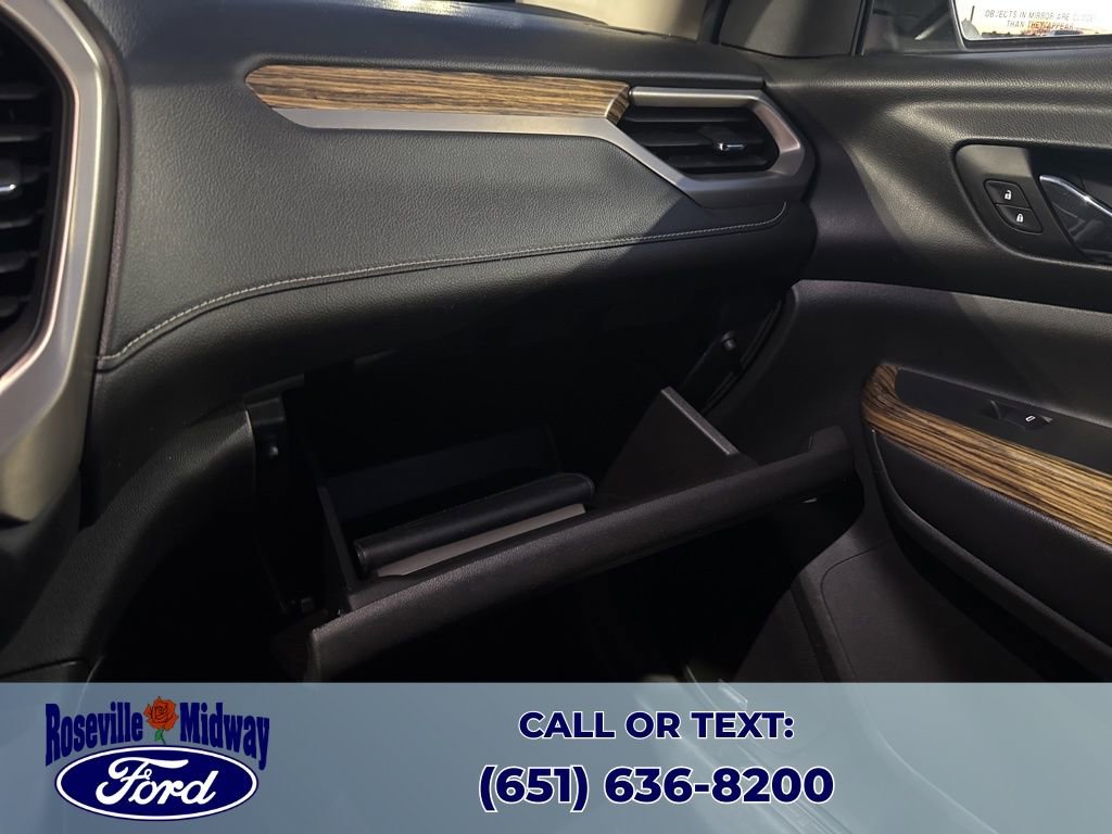 Used 2017 GMC Acadia Denali image 17