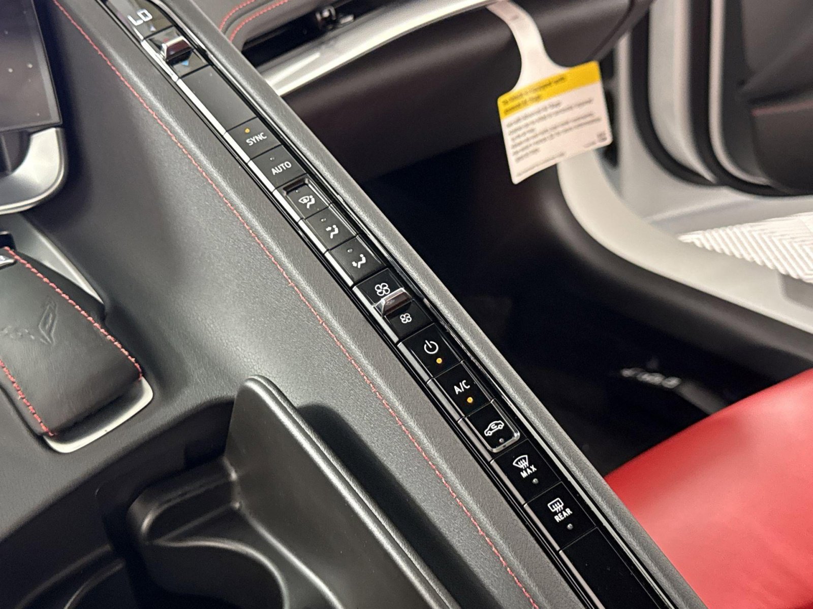 New 2025 Chevrolet Corvette E-Ray w/ Battery Protection Package image 21