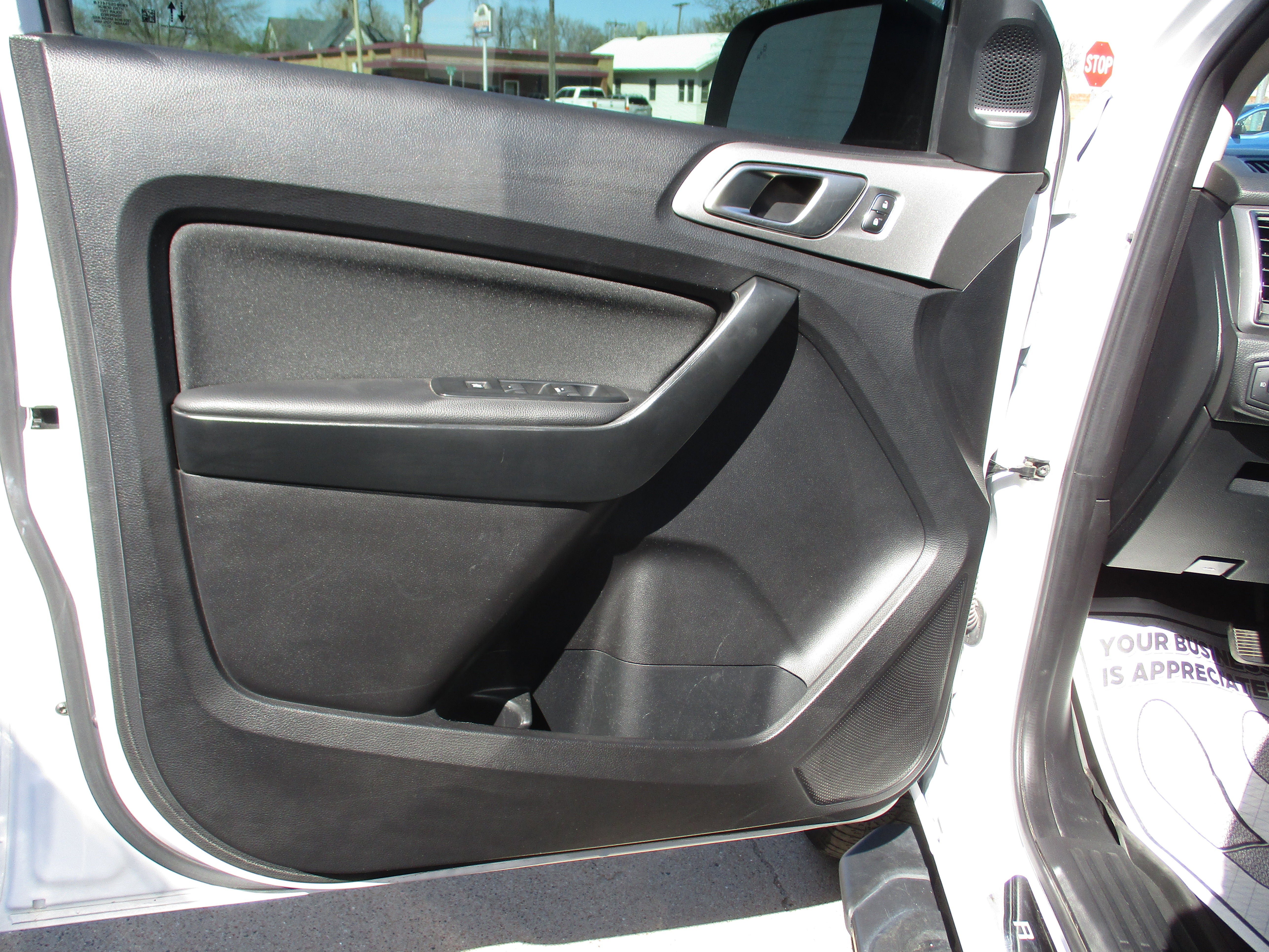 Used 2020 Ford Ranger XLT w/ Equipment Group 301A Mid image 11