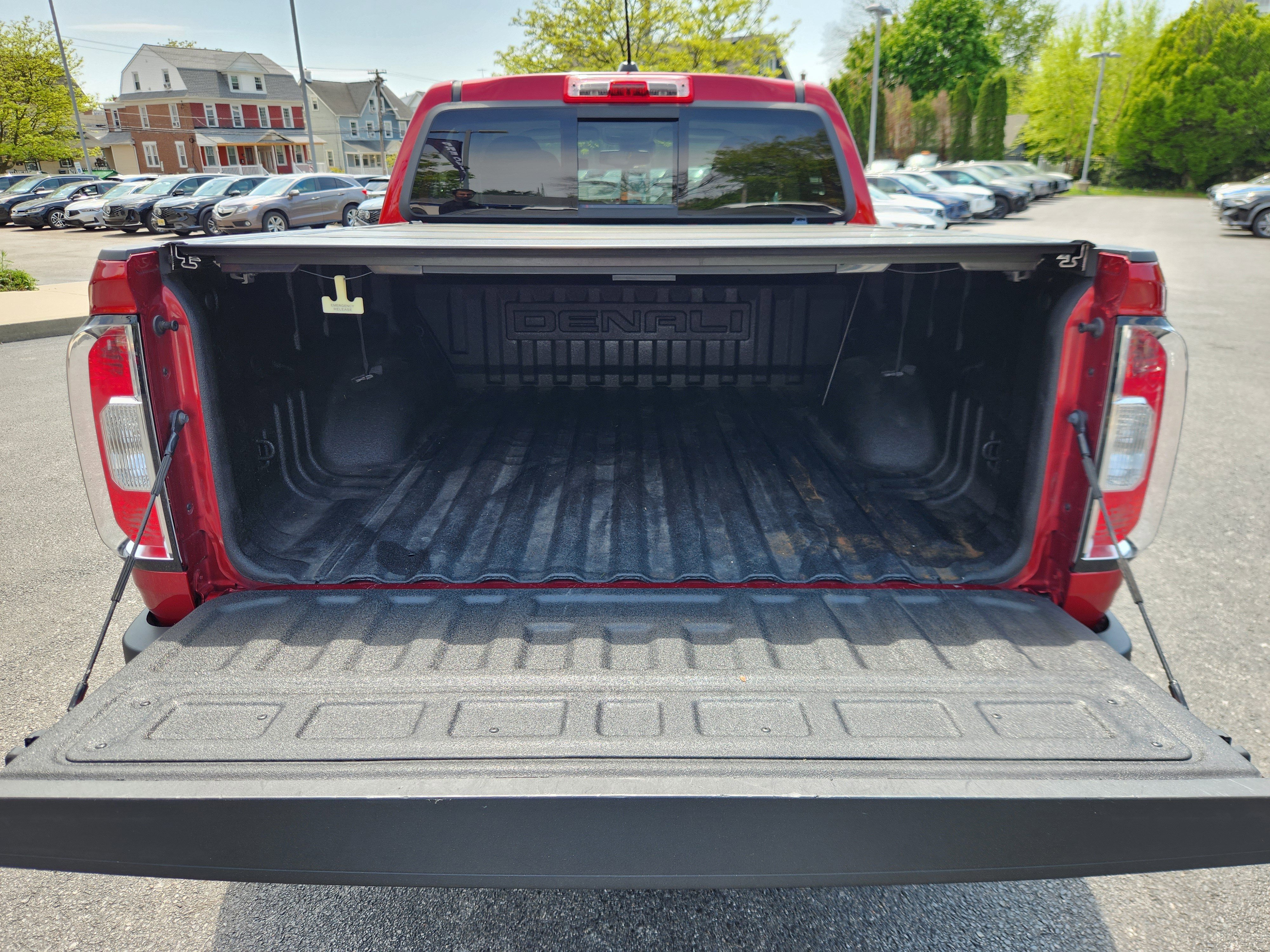 Used 2021 GMC Canyon Denali AWD/4WD image 19