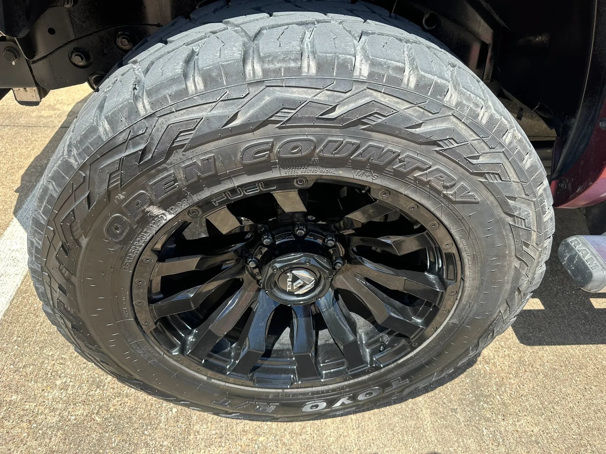 Used 2015 RAM 2500 Limited AWD/4WD image 3
