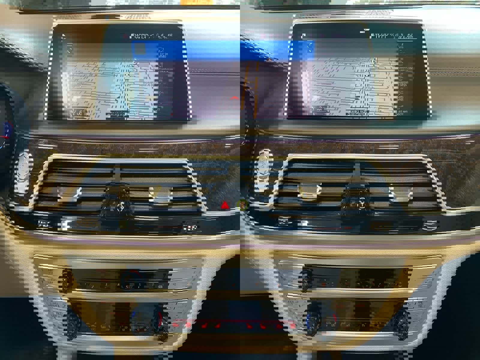 Used 2021 BMW ALPINA B7 xDrive image 12