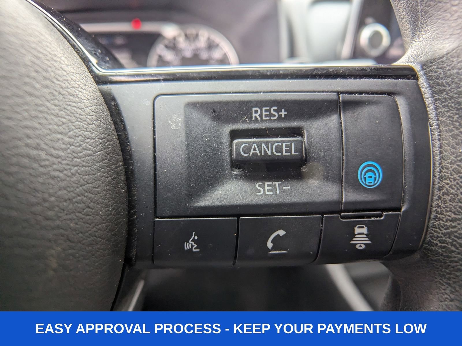 Used 2022 Nissan Rogue SV image 35