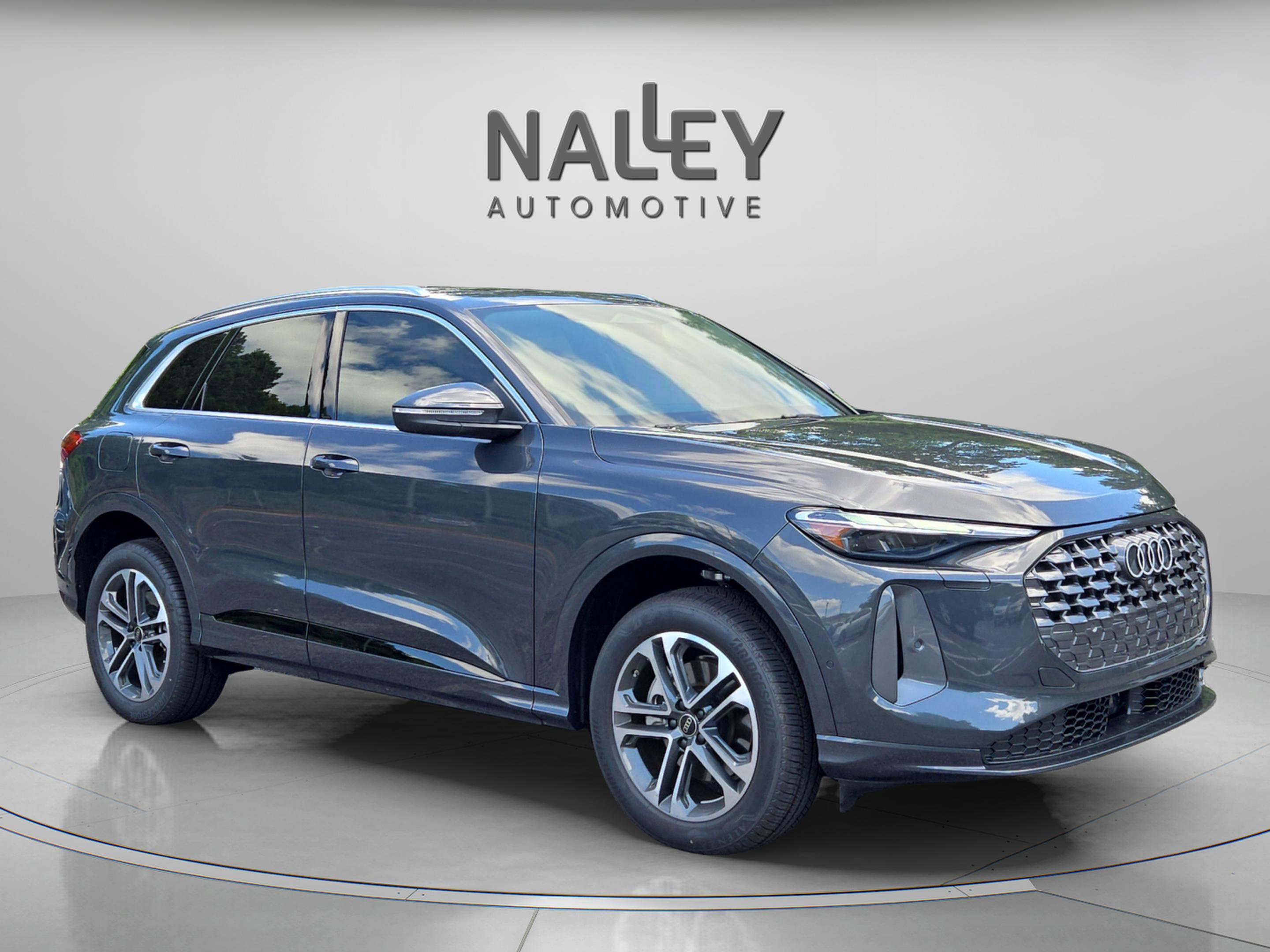 New 2025 Audi Q5 Premium w/ Convenience Package image 8