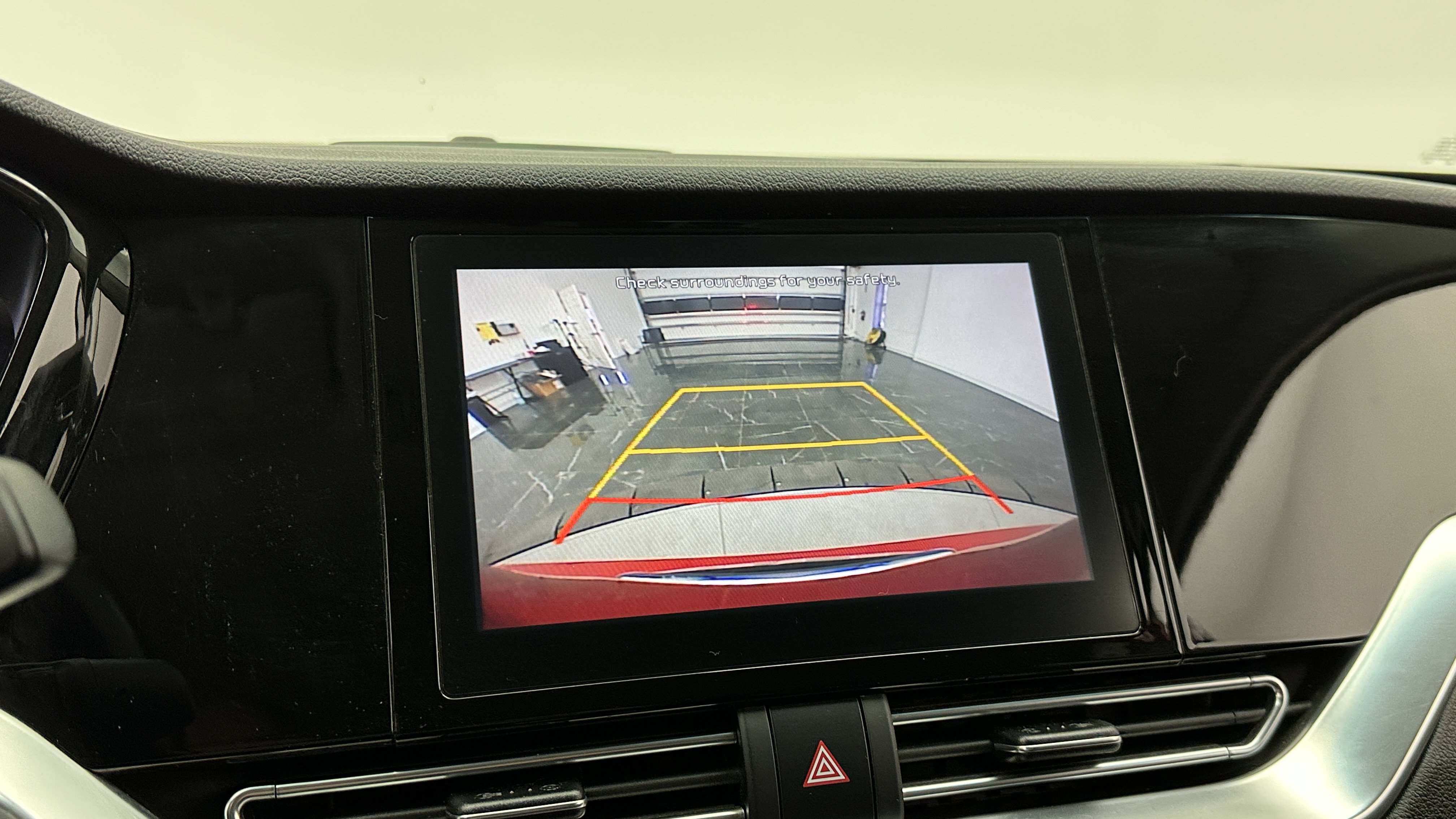 Used 2020 Kia Niro EX w/ Cold Weather Package FWD image 22