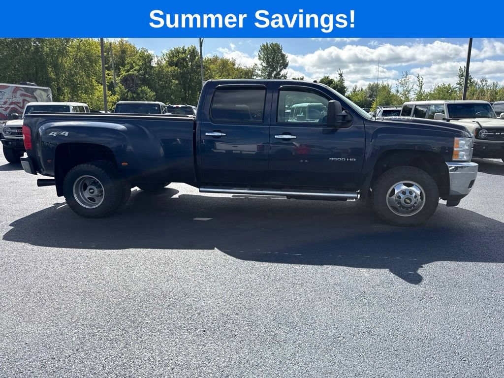 Used 2012 Chevrolet Silverado 3500 LT w/ Interior Plus Package AWD/4WD image 8