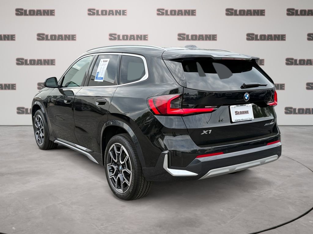 Certified 2026 BMW X1 xDrive28i w/ Convenience Package AWD/4WD image 3