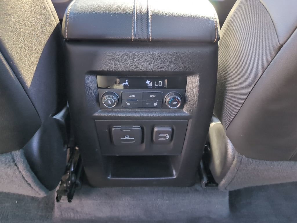 Used 2020 Chevrolet Traverse Premier w/ Redline Edition image 19