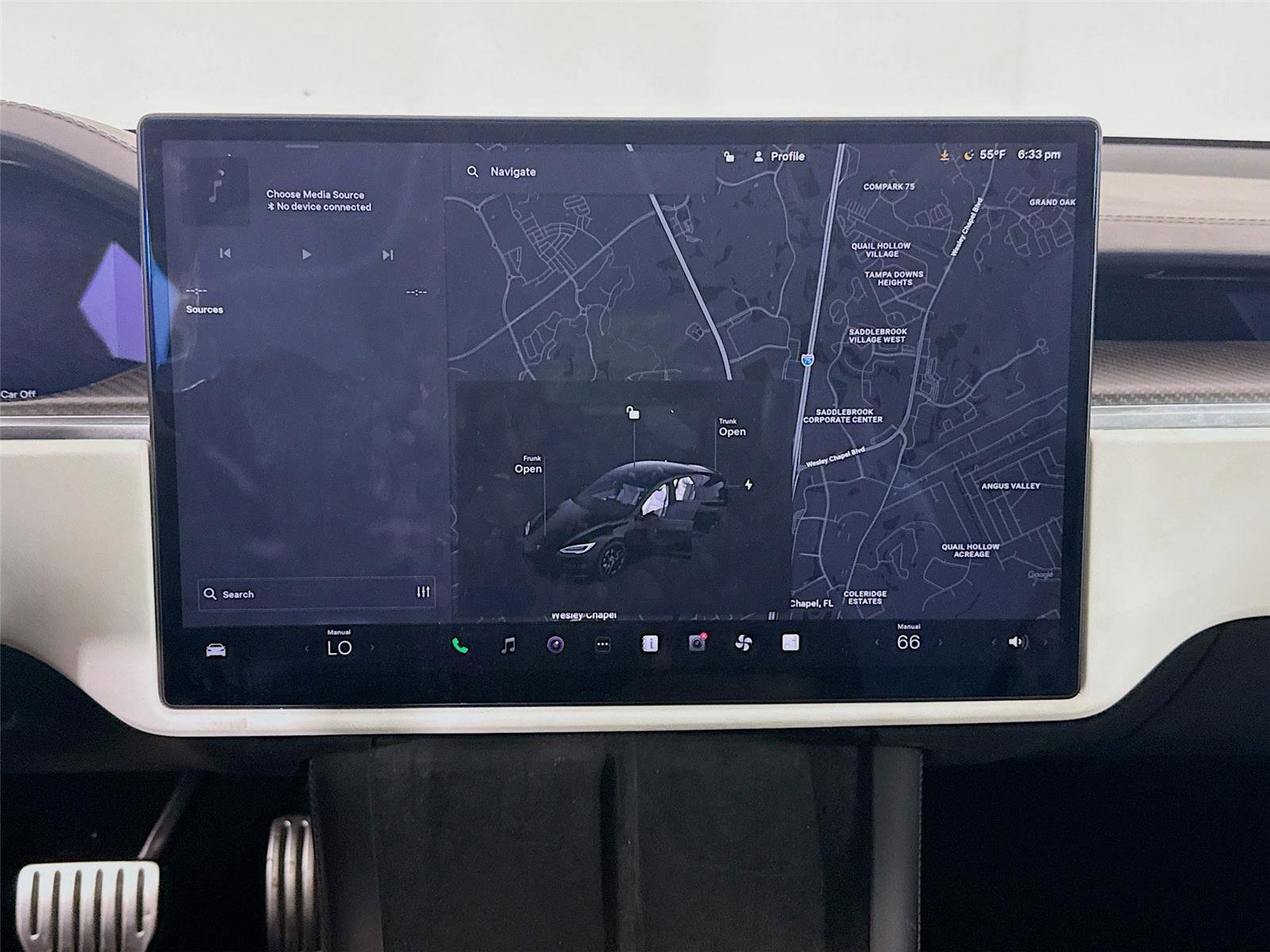 Used 2021 Tesla Model S Plaid image 7