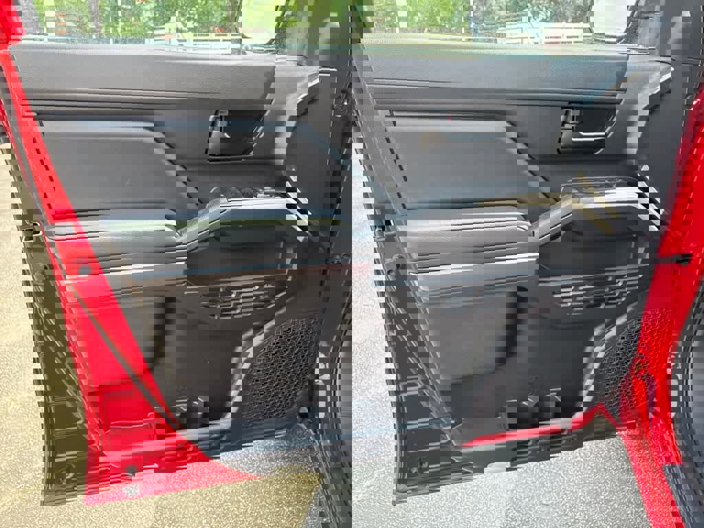 Used 2025 Toyota Tacoma SR5 w/ SR5 Upgrade Package image 20