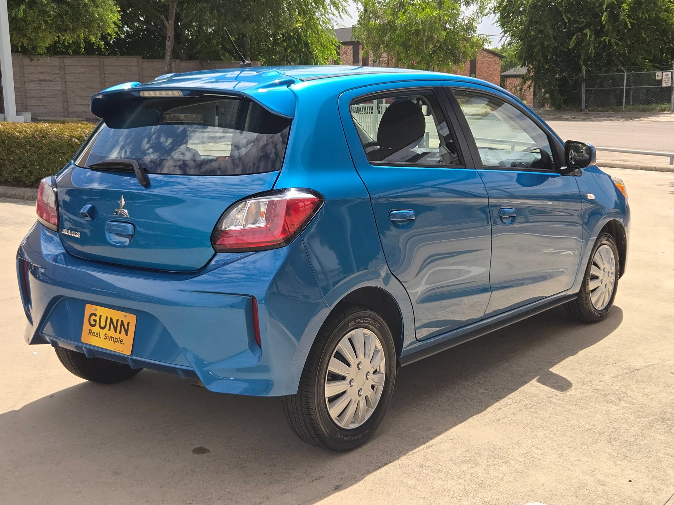 Used 2024 Mitsubishi Mirage ES FWD image 3