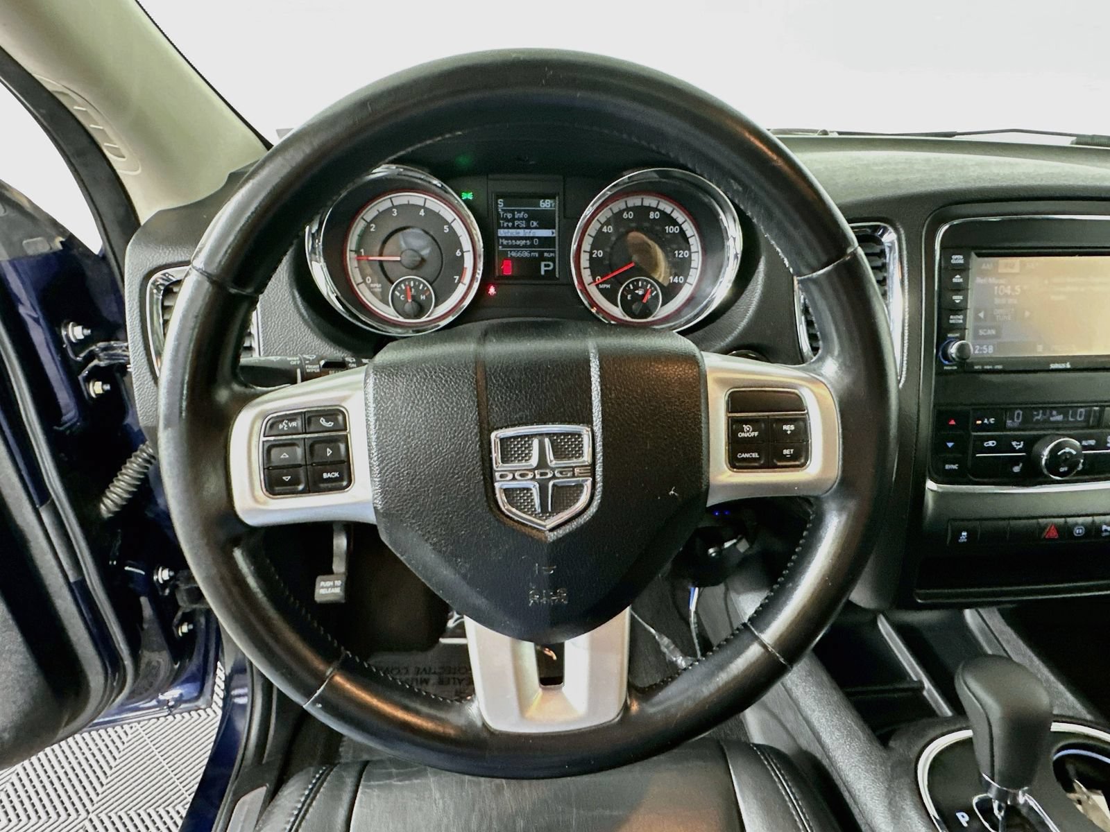 Used 2012 Dodge Durango Crew w/ Leather Interior Group AWD/4WD image 11