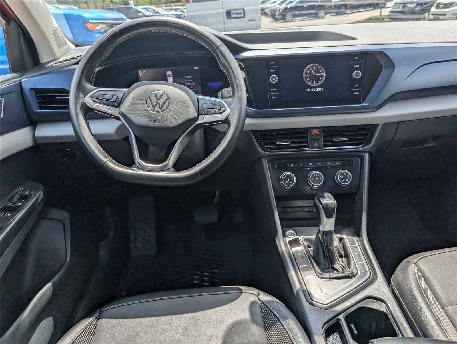 Used 2022 Volkswagen Taos SE FWD image 17