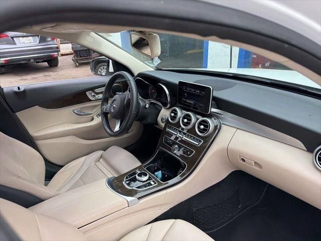Used 2018 Mercedes-Benz C 300 Sedan image 12