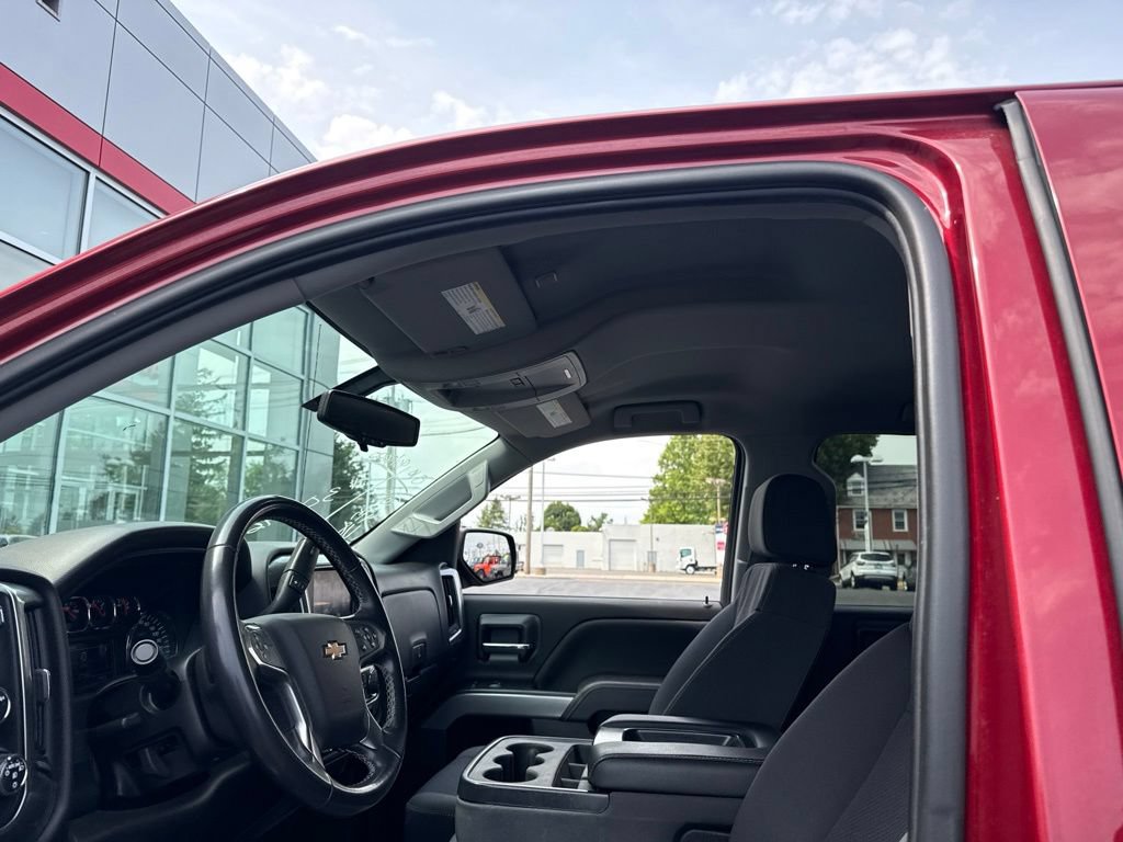 Used 2018 Chevrolet Silverado 1500 LT w/ All Star Edition AWD/4WD image 7