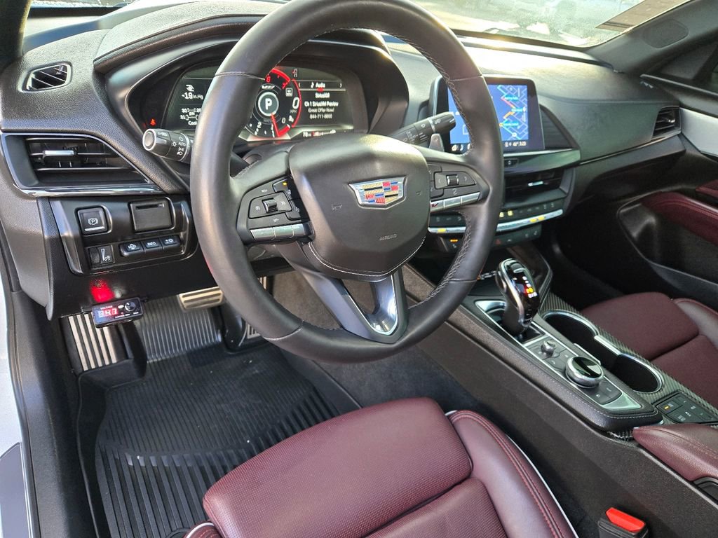Used 2022 Cadillac CT4 V image 23