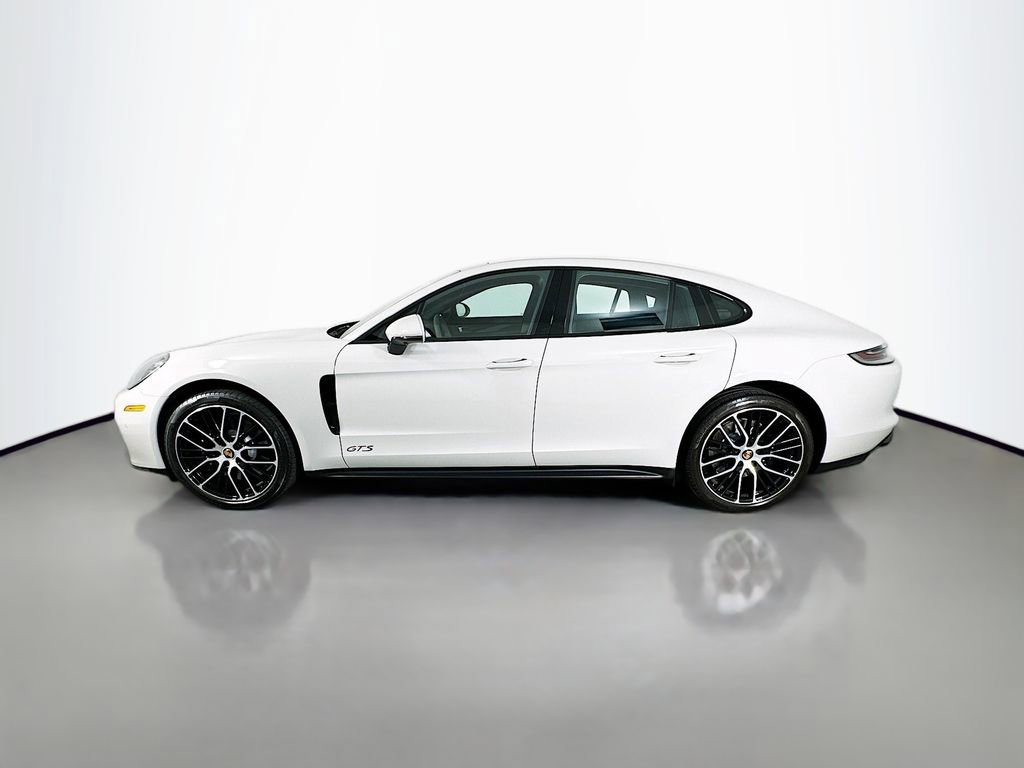 Certified 2022 Porsche Panamera GTS AWD/4WD image 2