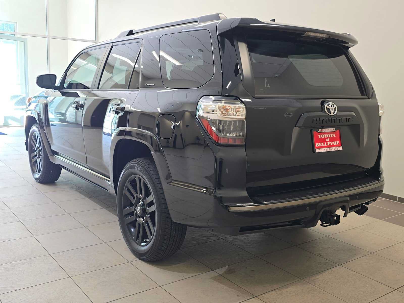 Certified 2021 Toyota 4Runner Nightshade AWD/4WD image 4