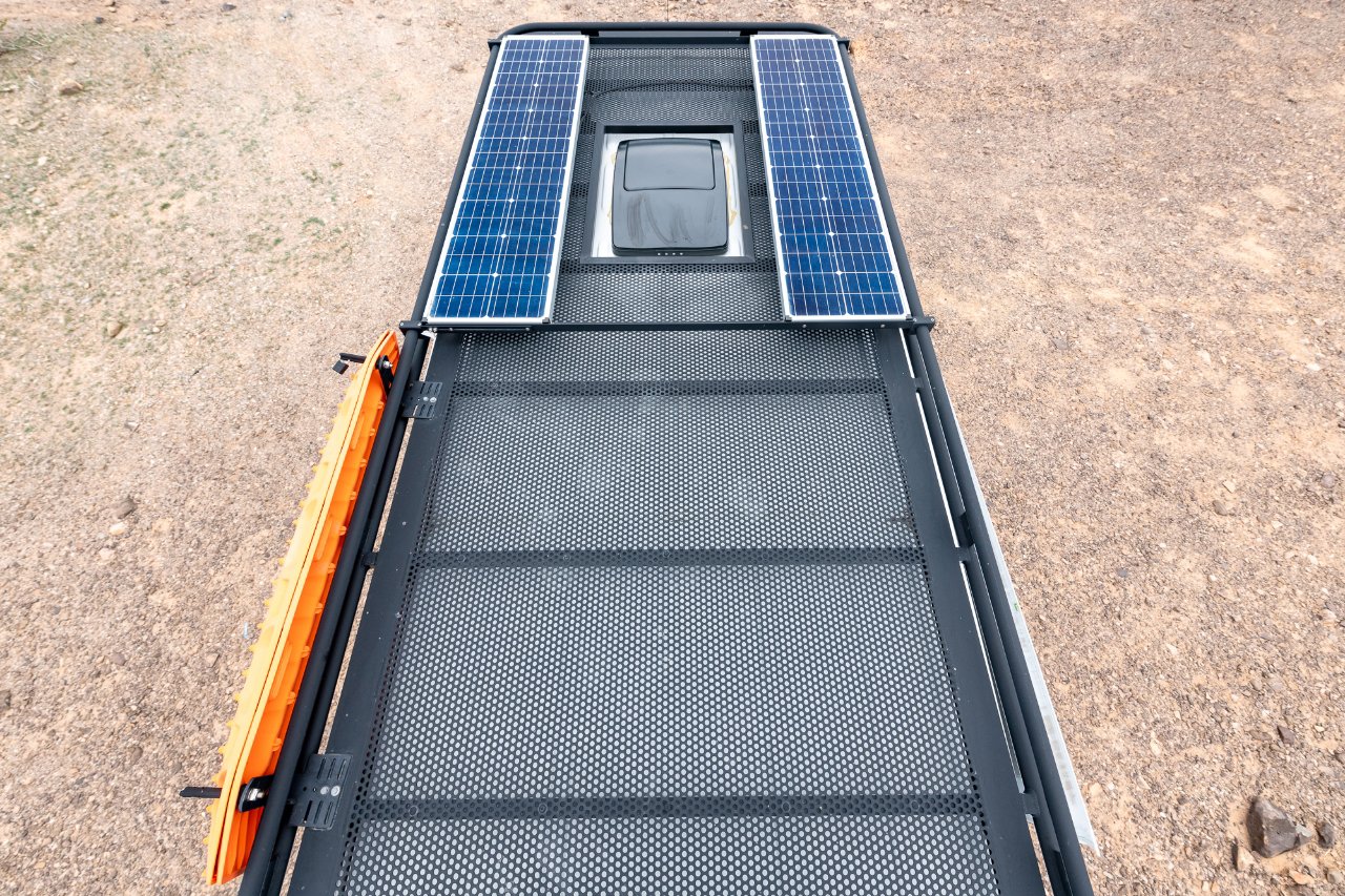 Used 2019 Mercedes-Benz Sprinter 4x4 144 image 28