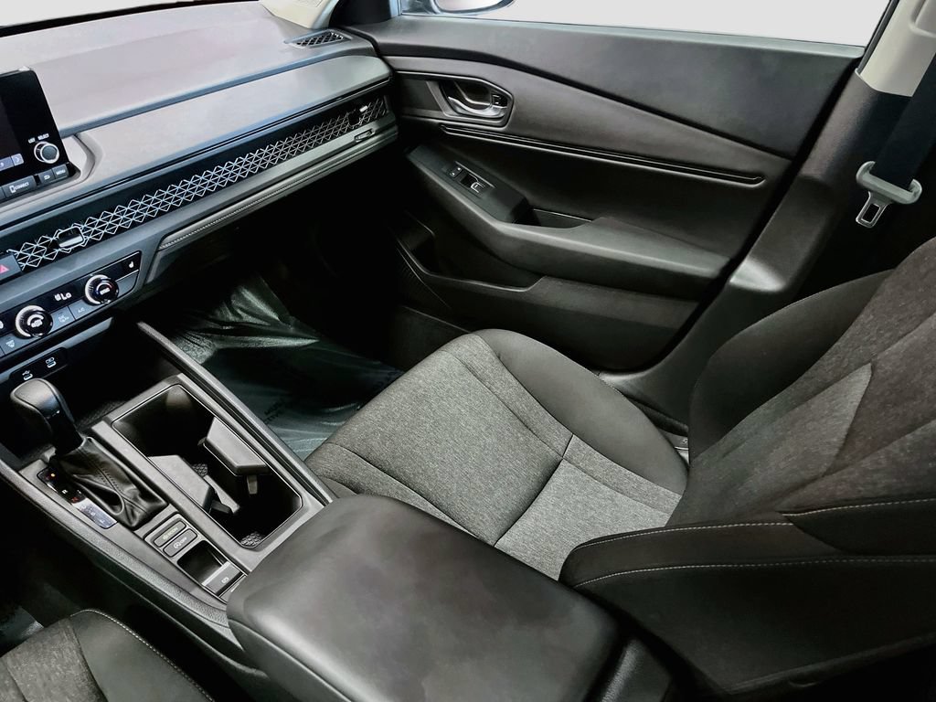 Used 2025 Honda Accord SE image 22