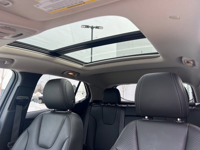 Used 2021 Buick Encore GX Essence w/ Experience Buick Package image 22