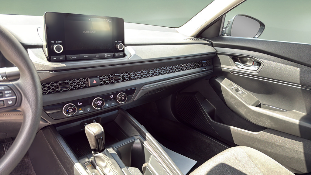 Used 2023 Honda Accord LX image 21