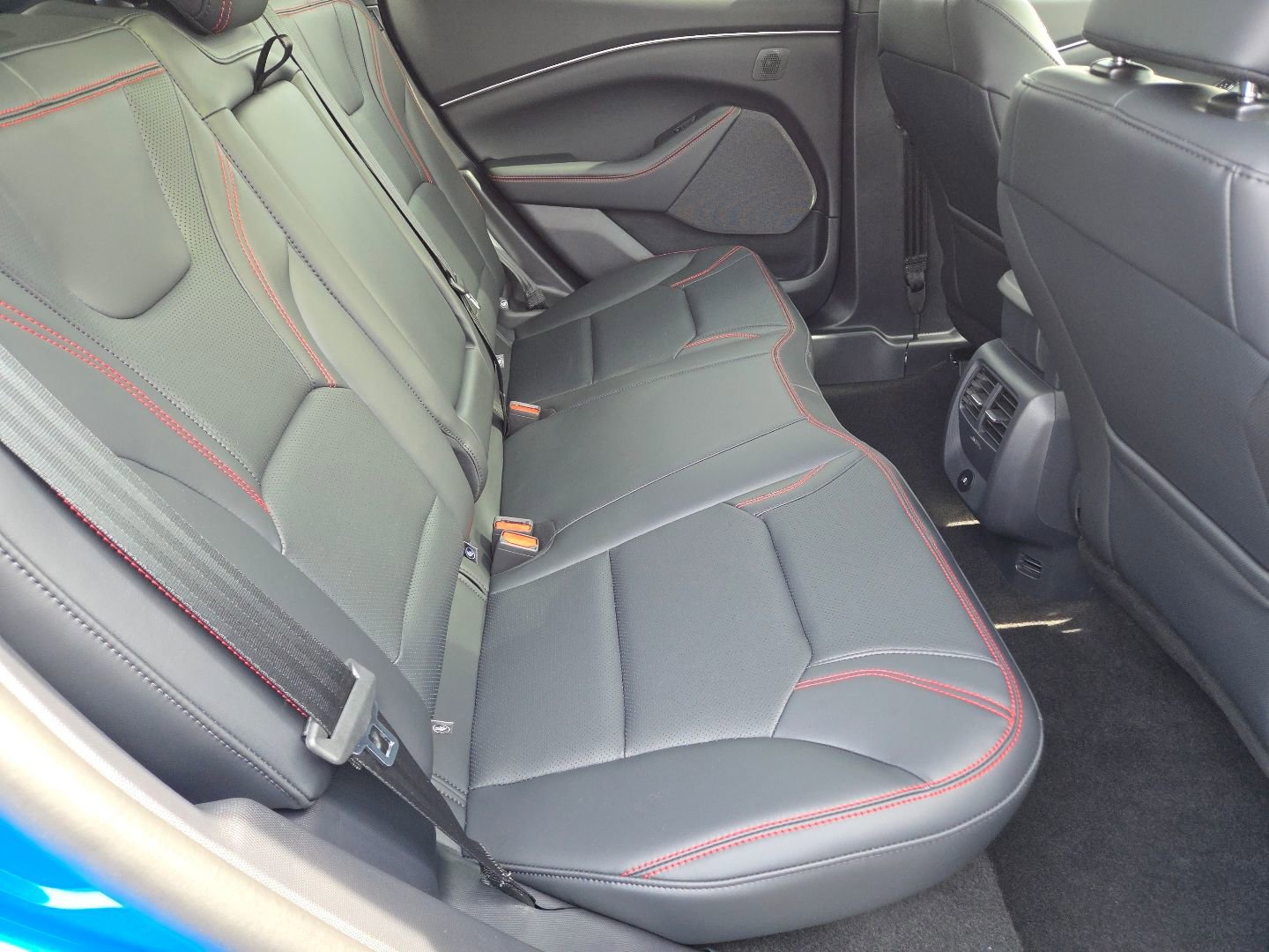 Used 2025 Ford Mustang Mach-E Premium w/ Sport Appearance Package image 18