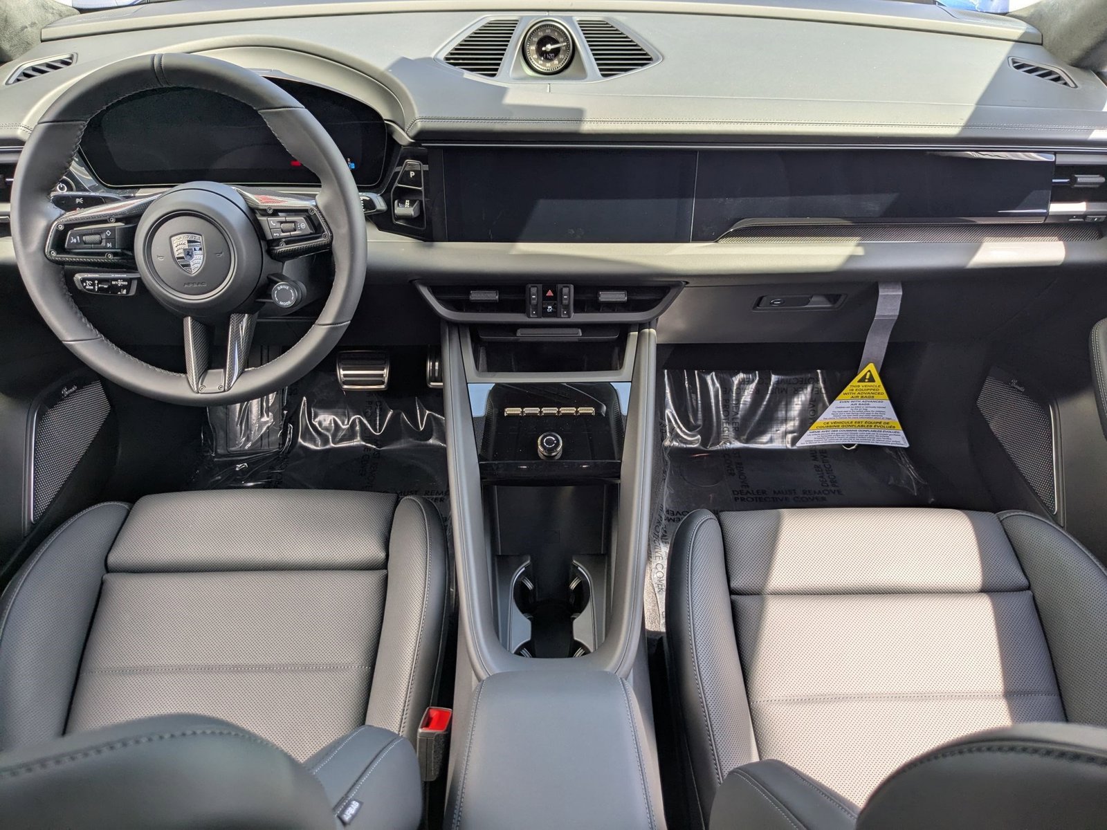 New 2025 Porsche Macan Turbo Electric AWD/4WD image 23