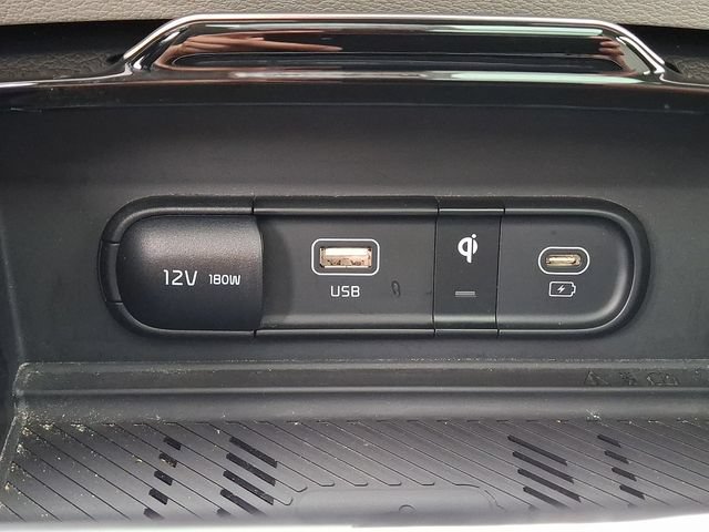 Certified 2025 Kia Sportage EX AWD/4WD image 24