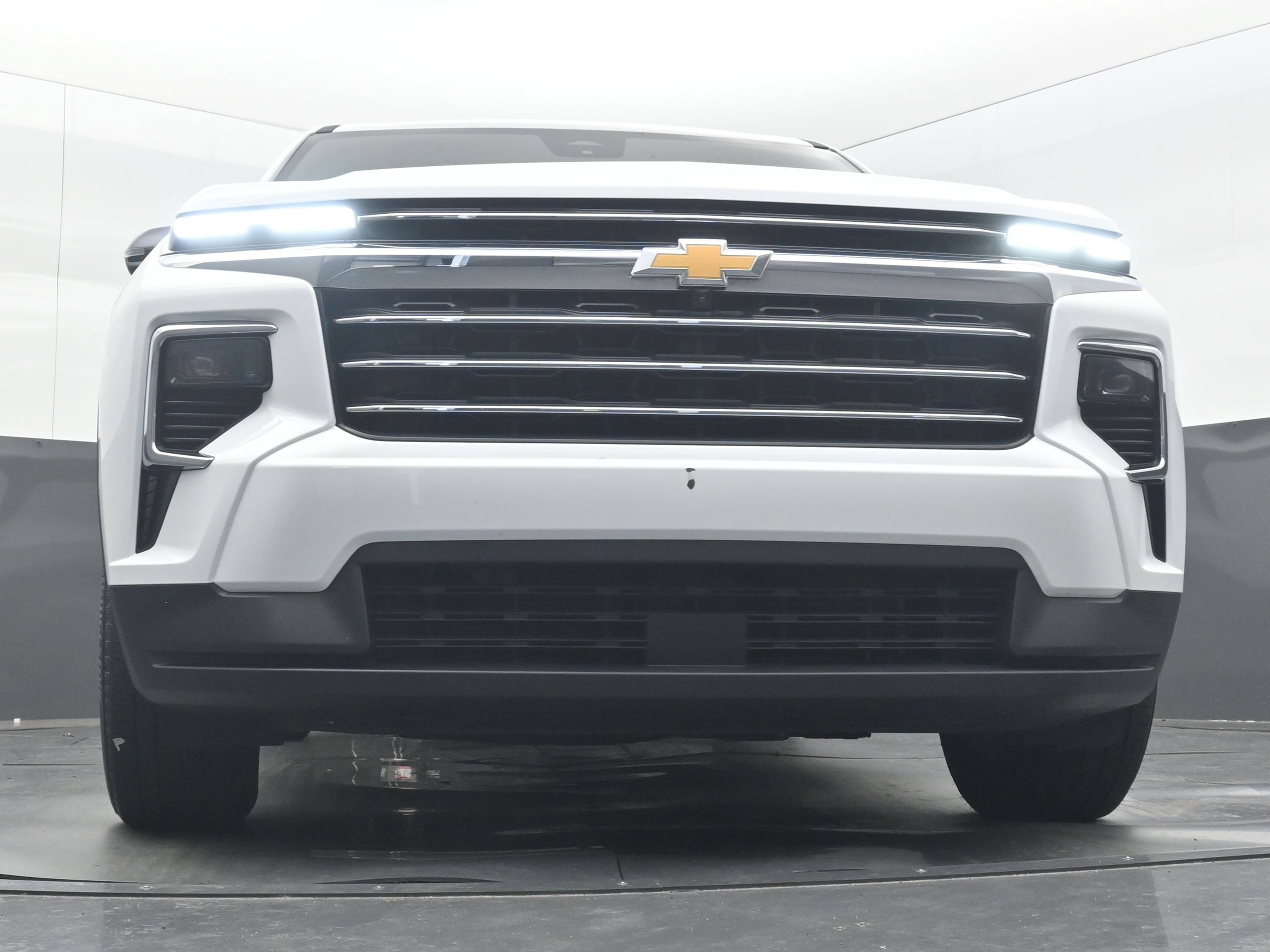Used 2026 Chevrolet Traverse LT w/ Driver Confidence Package FWD image 24