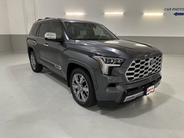 Used 2024 Toyota Sequoia Capstone AWD/4WD image 4