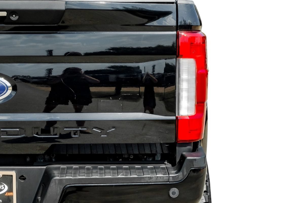 Used 2019 Ford F250 Lariat w/ Lariat Ultimate Package AWD/4WD image 51