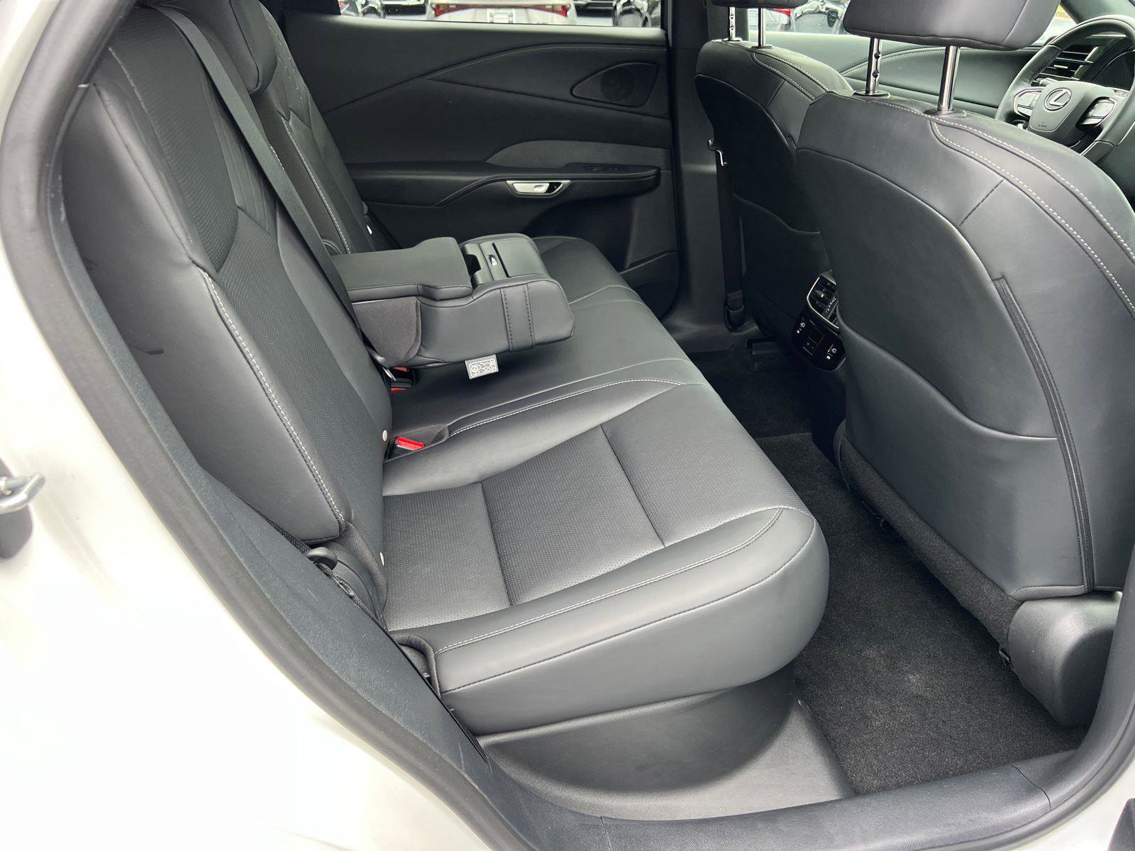 Certified 2024 Lexus RX 350 Premium Plus w/ Convenience Package FWD image 15