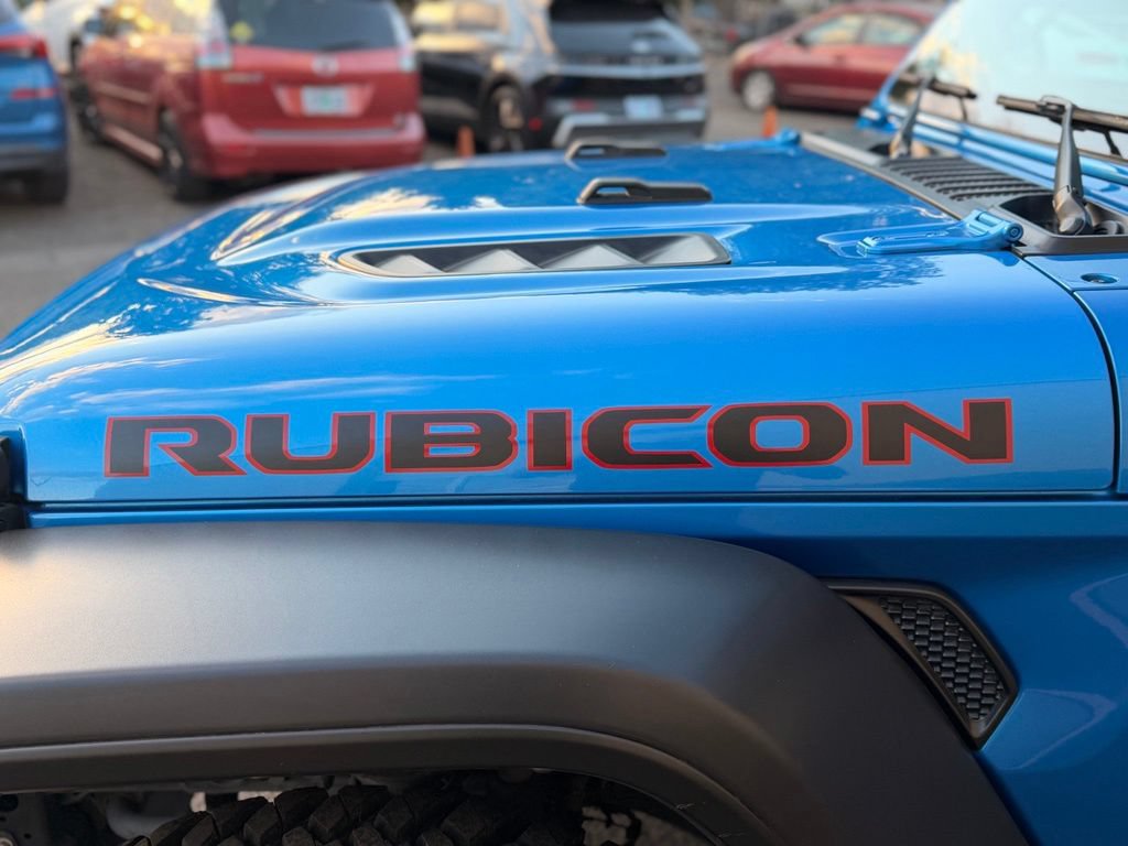 Used 2022 Jeep Gladiator Rubicon AWD/4WD image 9