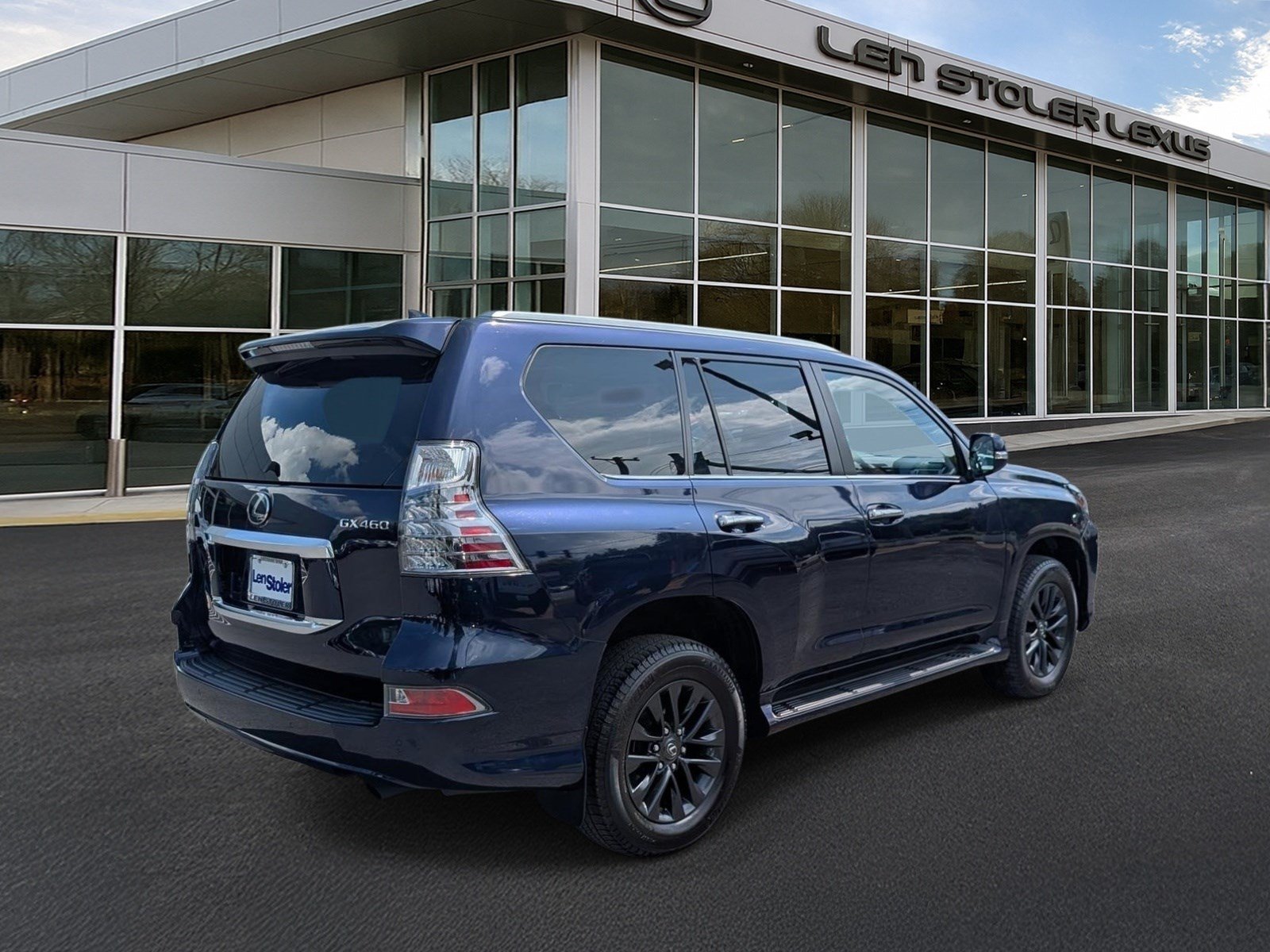 Used 2023 Lexus GX 460 Premium w/ Premium Plus Package AWD/4WD image 3
