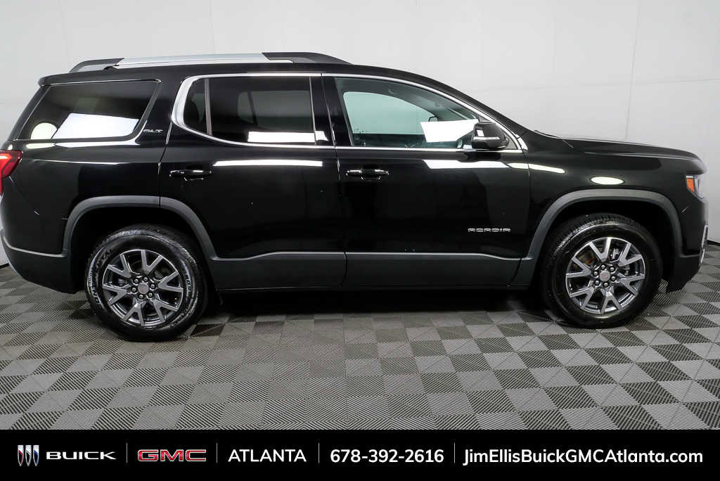 Used 2023 GMC Acadia SLT image 2