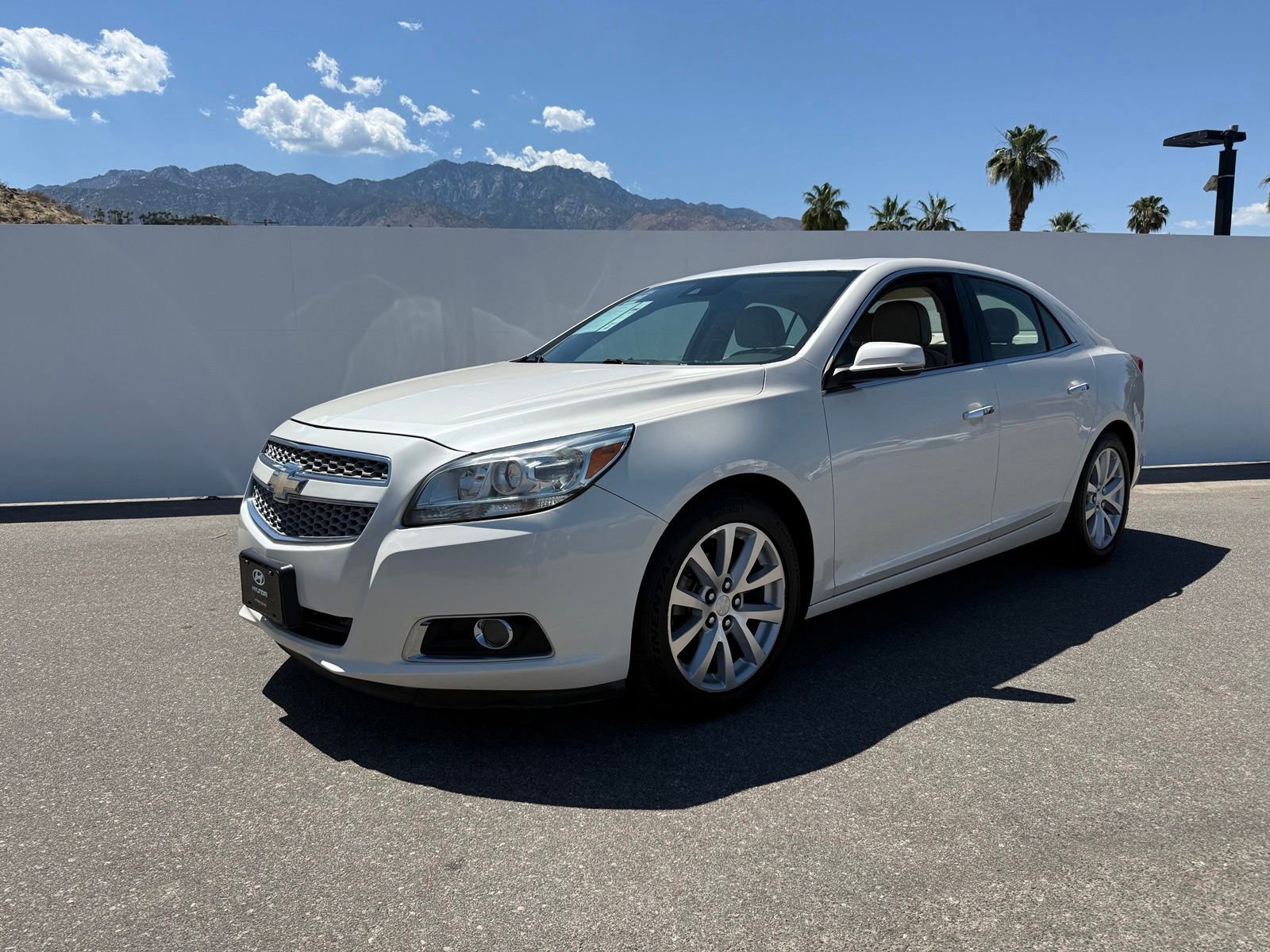Used 2013 Chevrolet Malibu LTZ FWD image 1