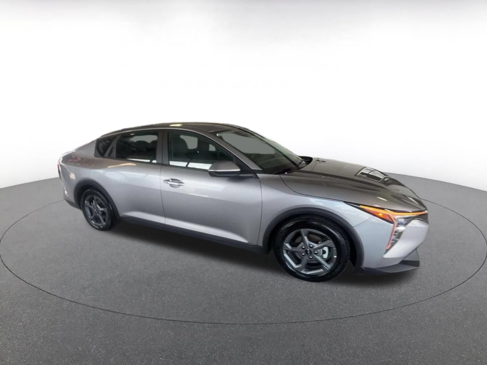 Used 2026 Kia K4 FWD image 2