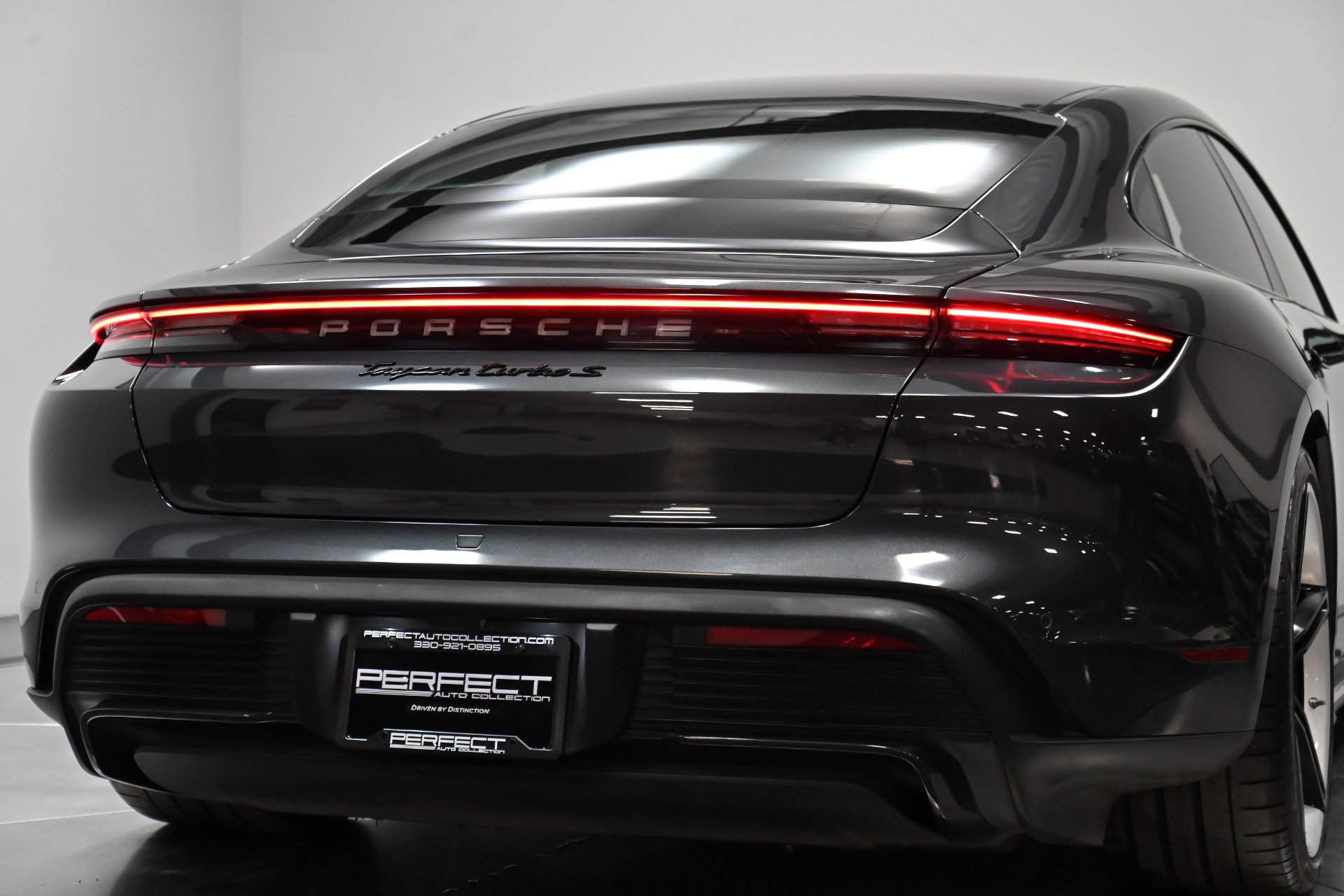 Used 2021 Porsche Taycan Turbo S image 44