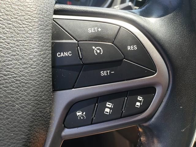 Used 2020 Jeep Cherokee High Altitude AWD/4WD image 24