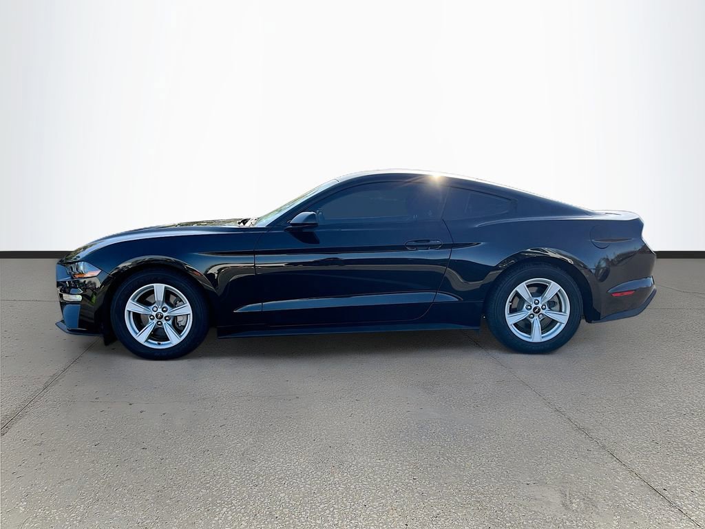 Used 2020 Ford Mustang Coupe image 4
