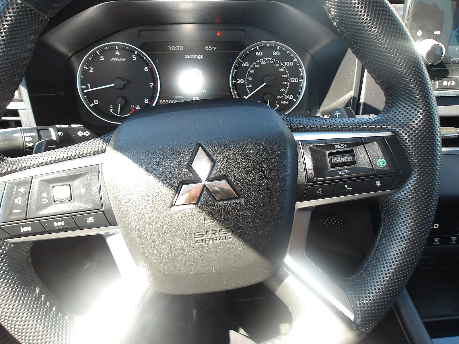 Used 2023 Mitsubishi Outlander SE AWD/4WD image 19