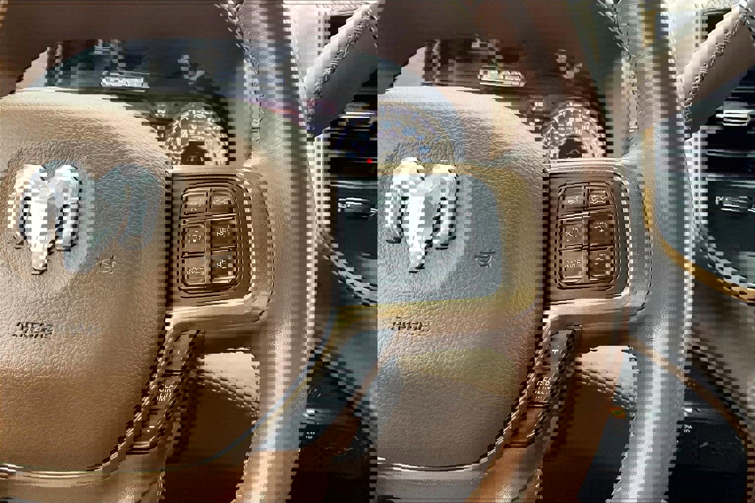 Used 2022 RAM 2500 Limited image 21