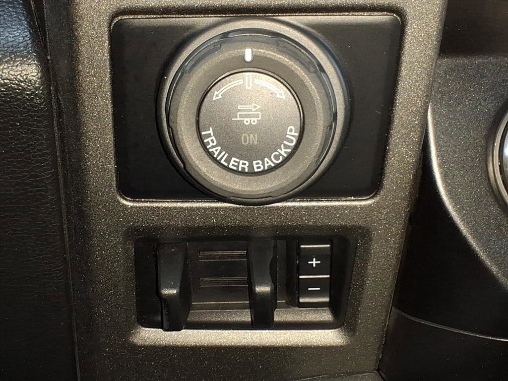 Used 2018 Ford F150 Raptor w/ Equipment Group 802A Luxury image 18